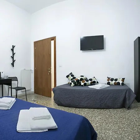 Lorenzo's In Vatican Pensión 4*