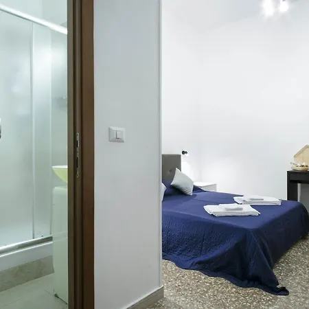 Lorenzo's In Vatican Guest house *