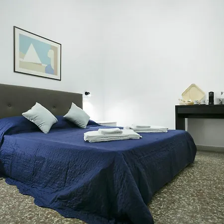 Lorenzo's In Vatican Guest house